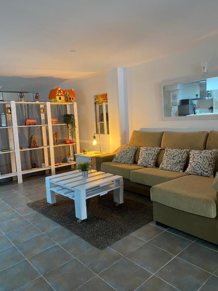 Alhaurín de la Torre Acogedor Apartamento Loft מראה חיצוני תמונה